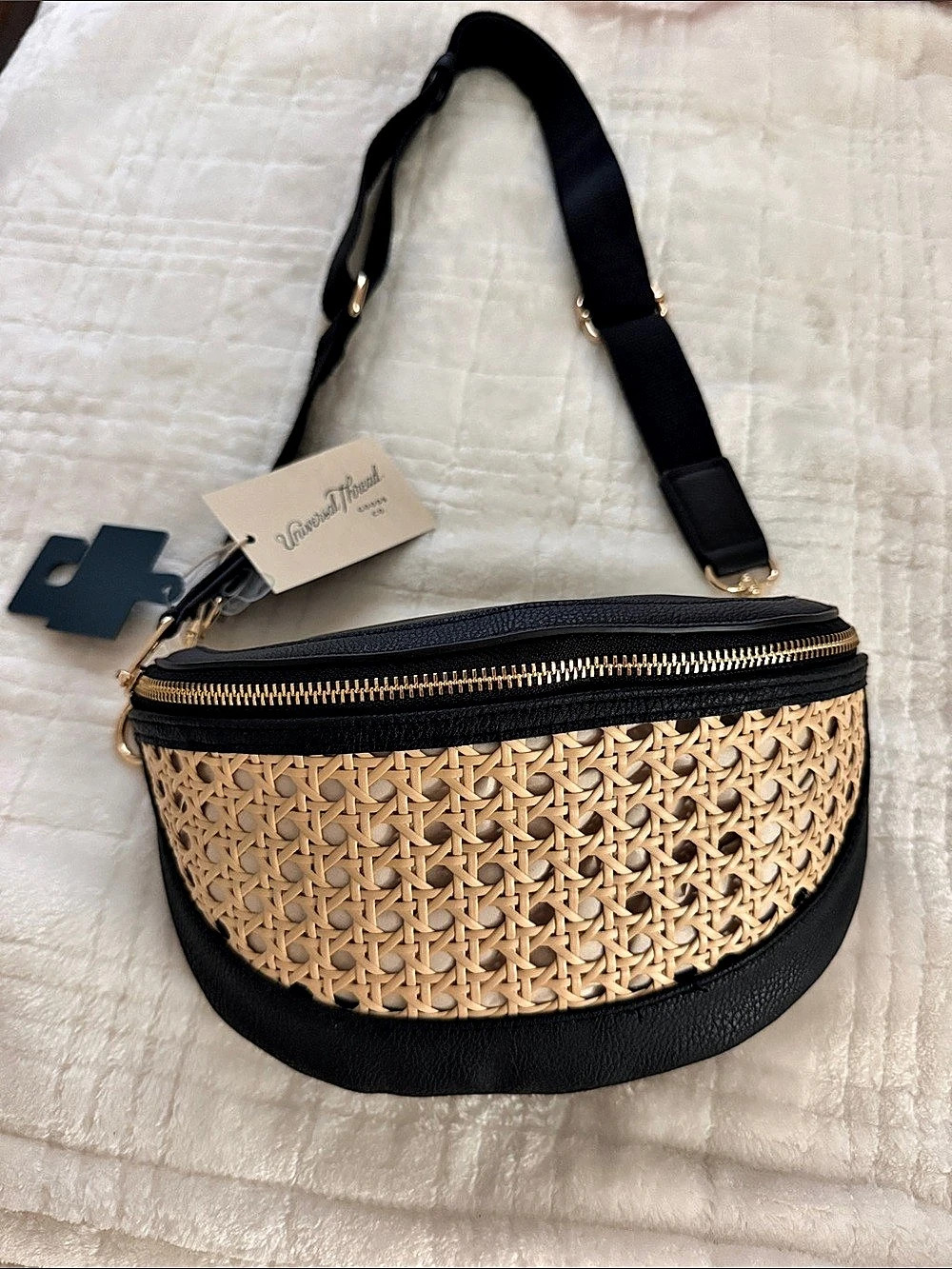 Universal thread Woven Front Belt Bag in Black & Tan NWT